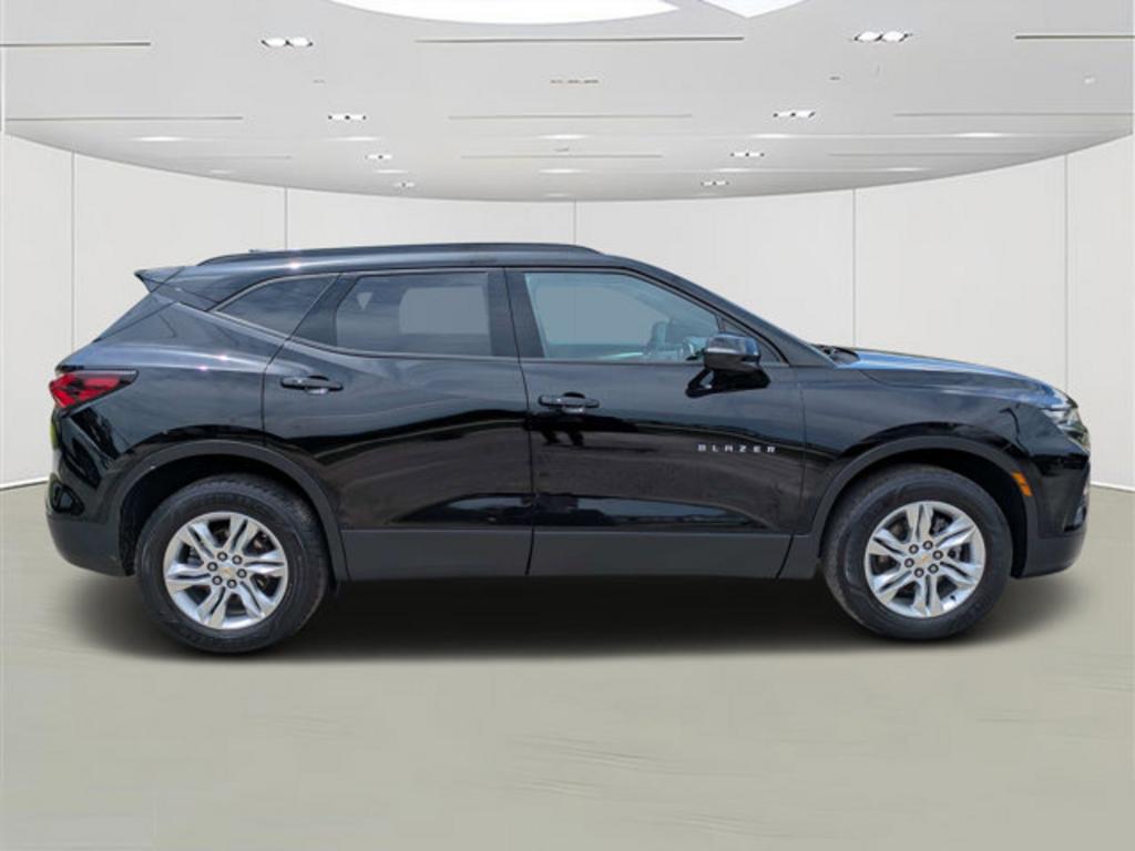 2022 Chevrolet Blazer - $23,900