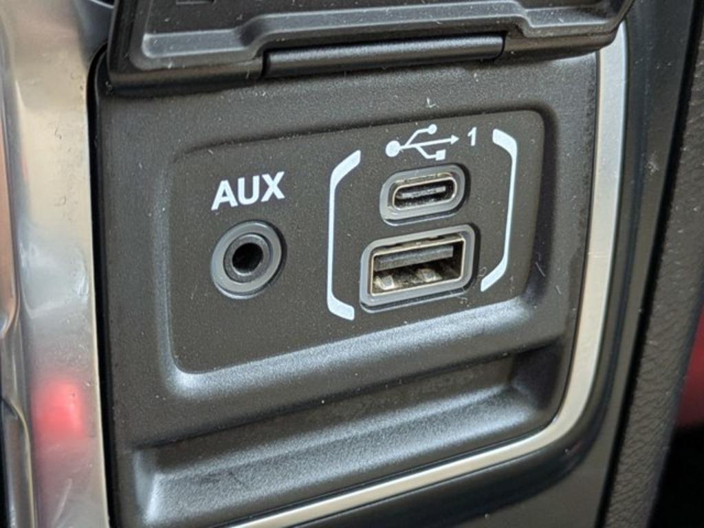 2018 Jeep Wrangler - $30,900