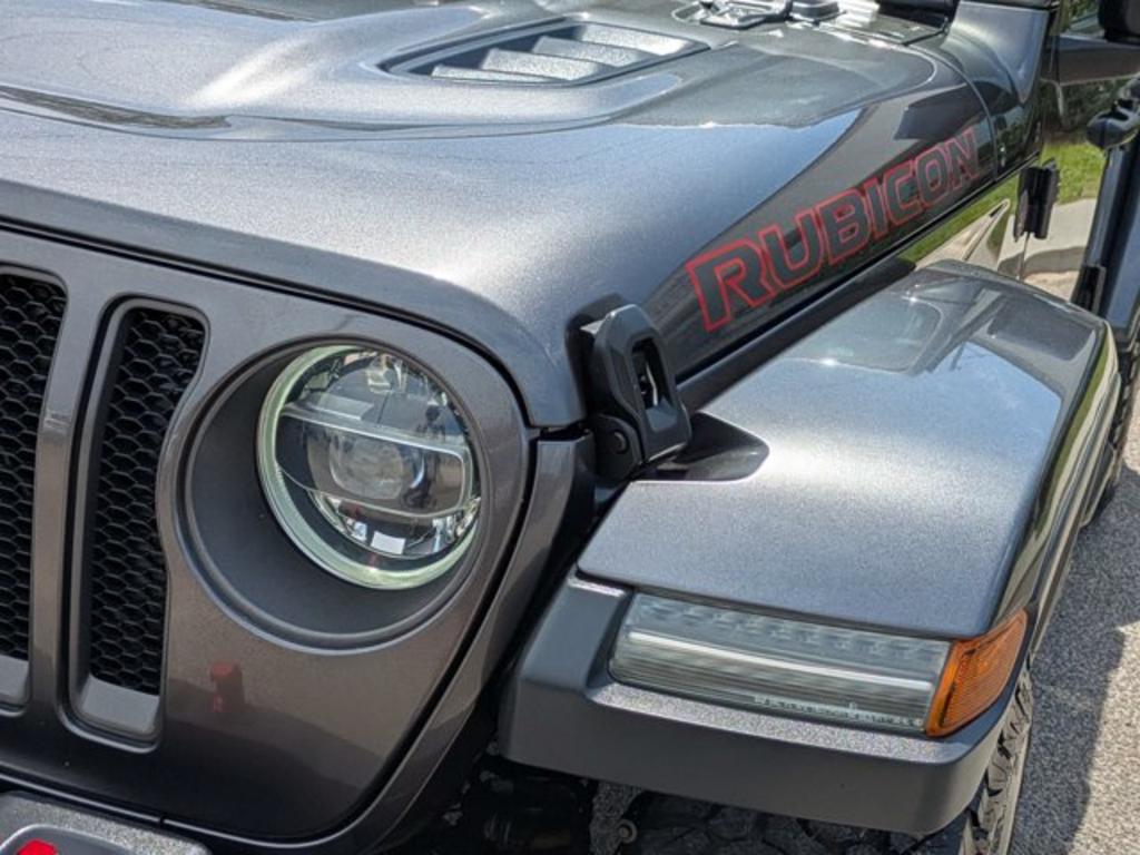 2018 Jeep Wrangler - $30,900