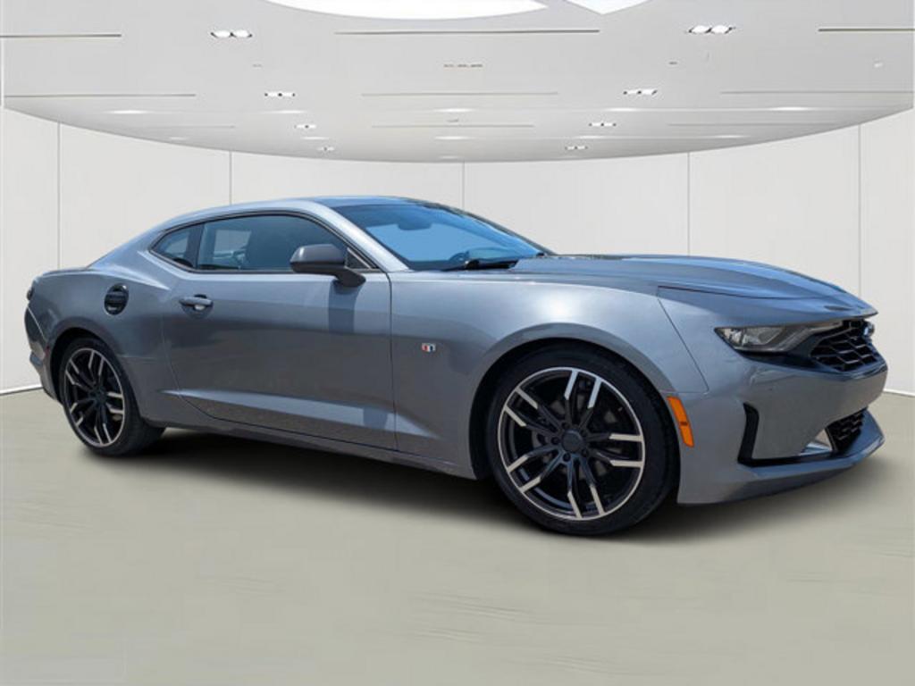 2020 Chevrolet Camaro - $22,700