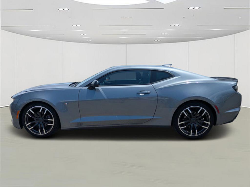 2020 Chevrolet Camaro - $22,700