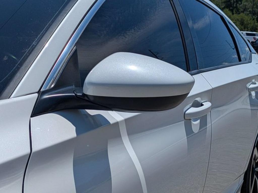2019 Honda Accord - $23,900