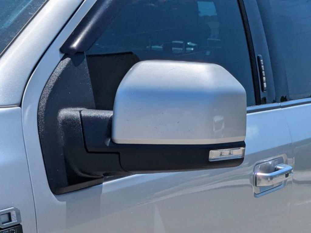 2019 Ford F-150 - $32,900