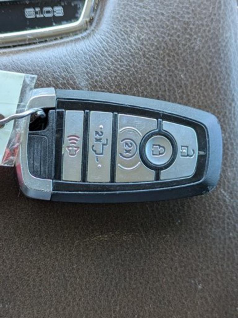 2019 Ford F-150 - $32,900