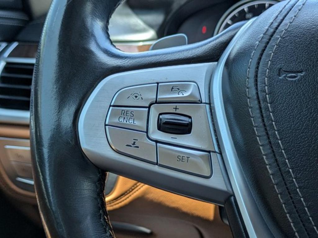 2018 BMW 7 Series - $28,700