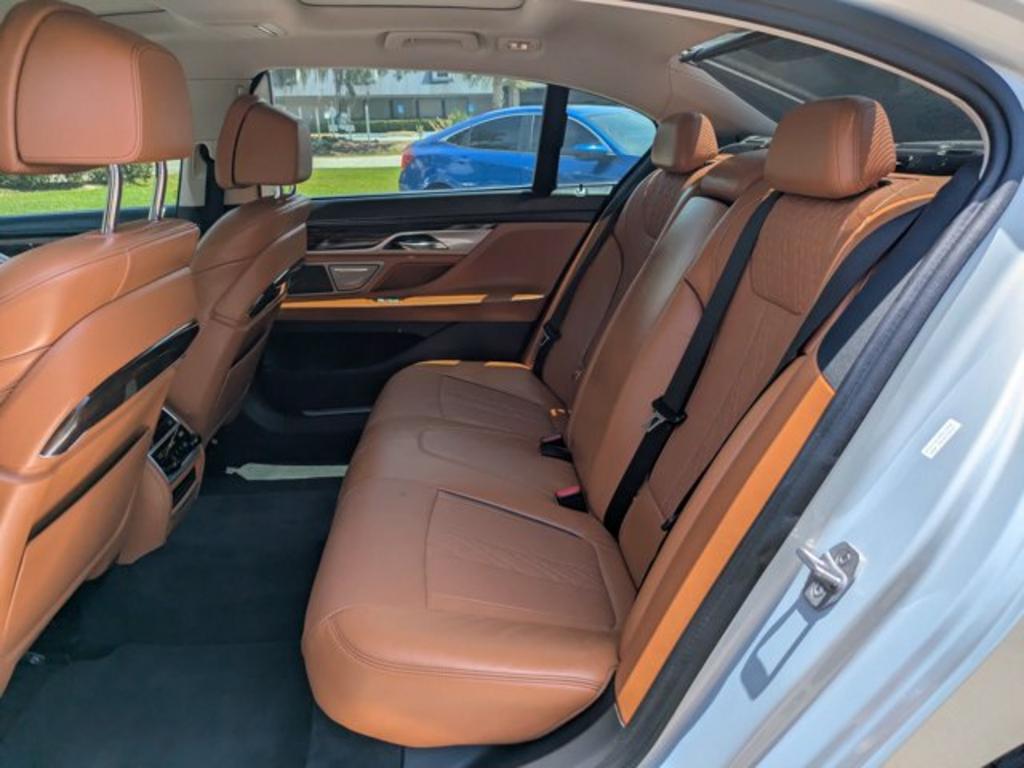 2018 BMW 7 Series - $28,700