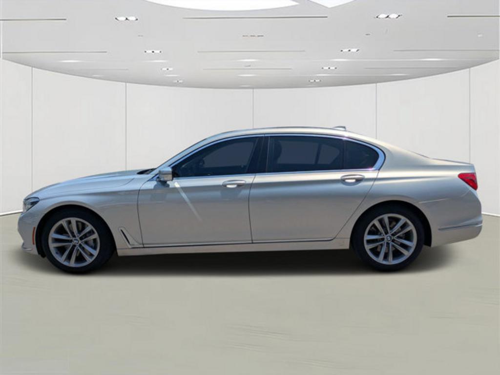 2018 BMW 7 Series - $28,700