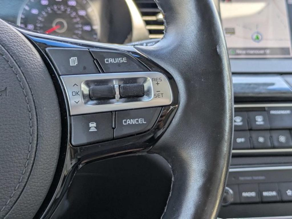 2019 Kia Cadenza - $23,900