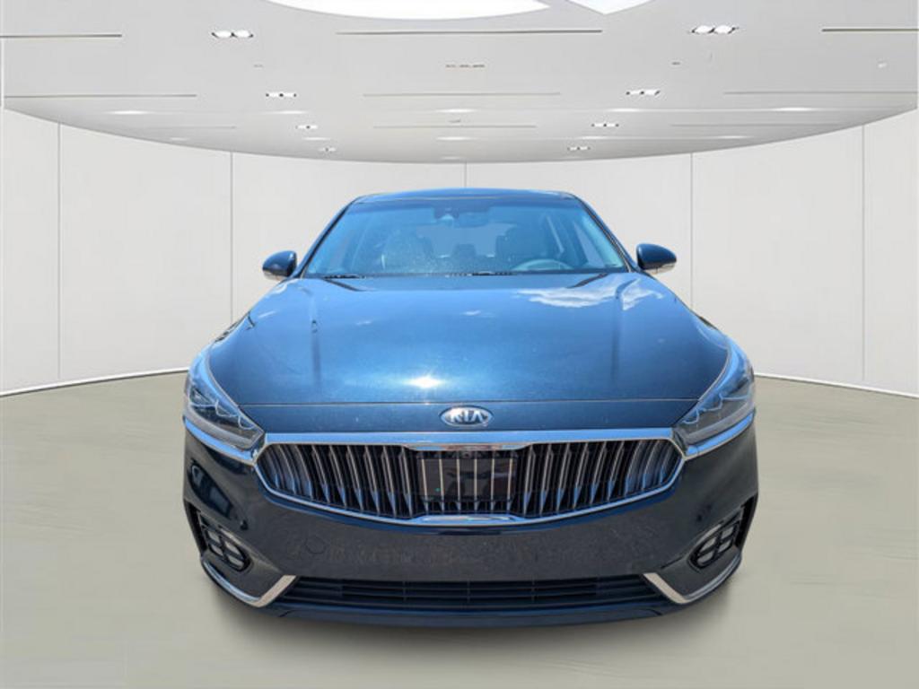 2019 Kia Cadenza - $23,900