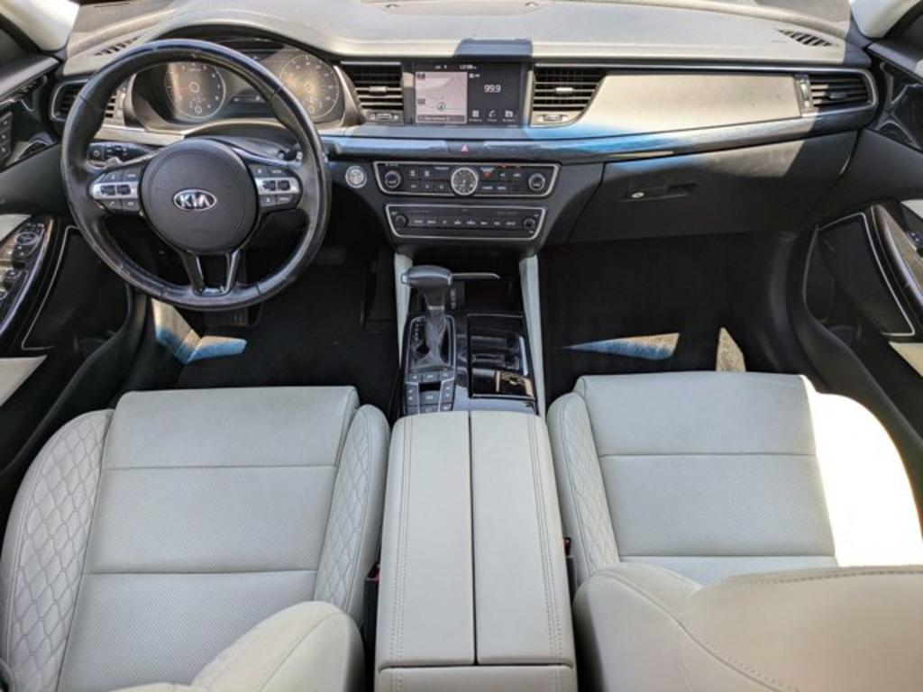 2019 Kia Cadenza - $23,900