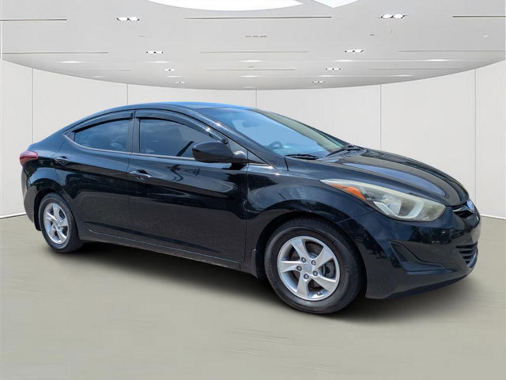 2015 Hyundai Elantra - $9,900