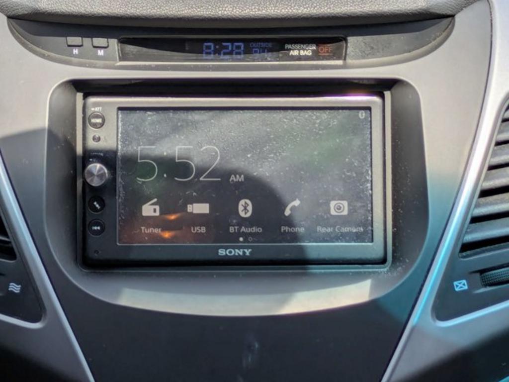2015 Hyundai Elantra - $9,900