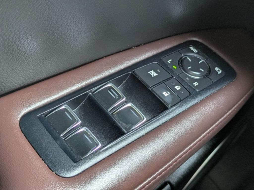 2017 Lexus RX - $23,900
