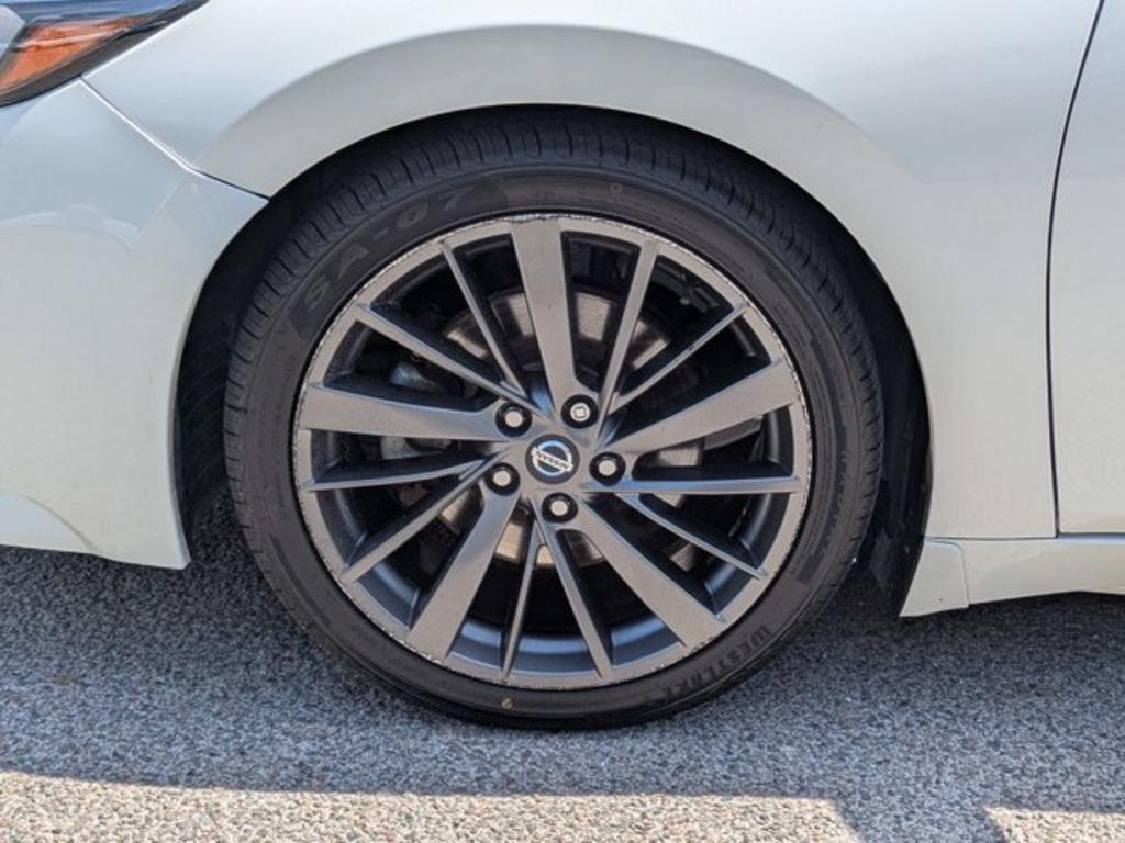 2020 Nissan Maxima