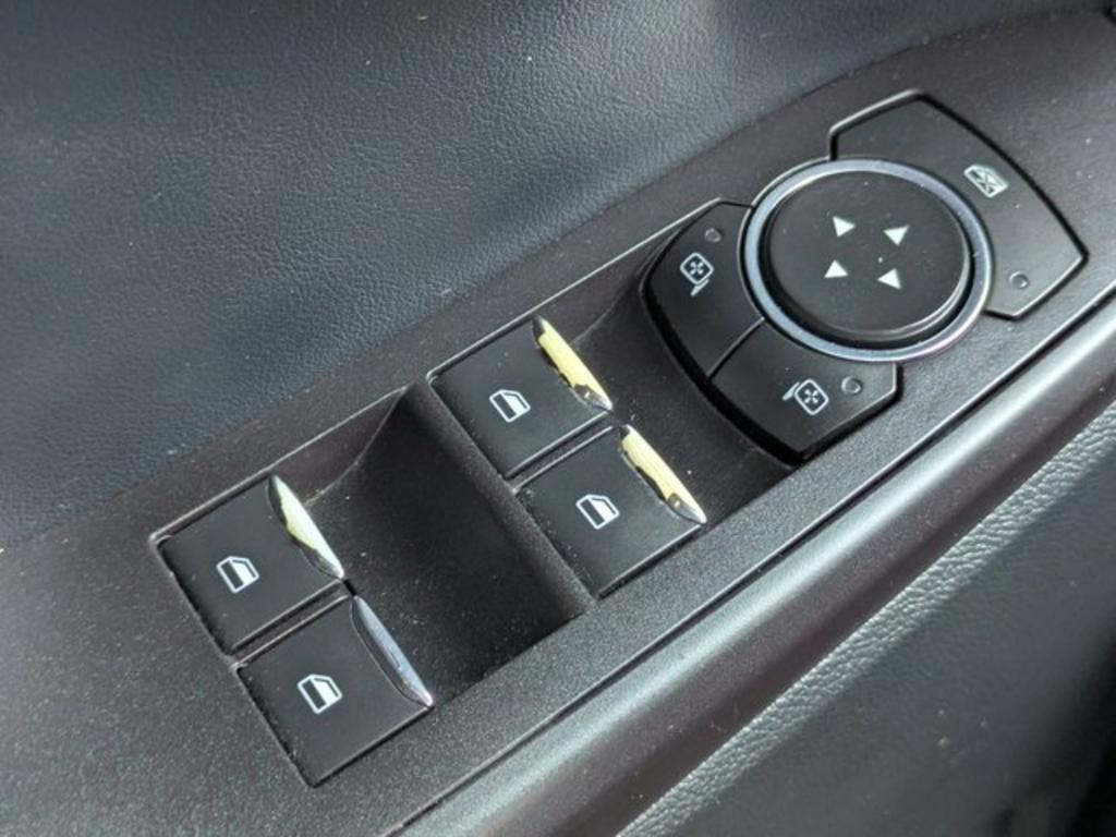 2020 Ford Explorer - $20,900
