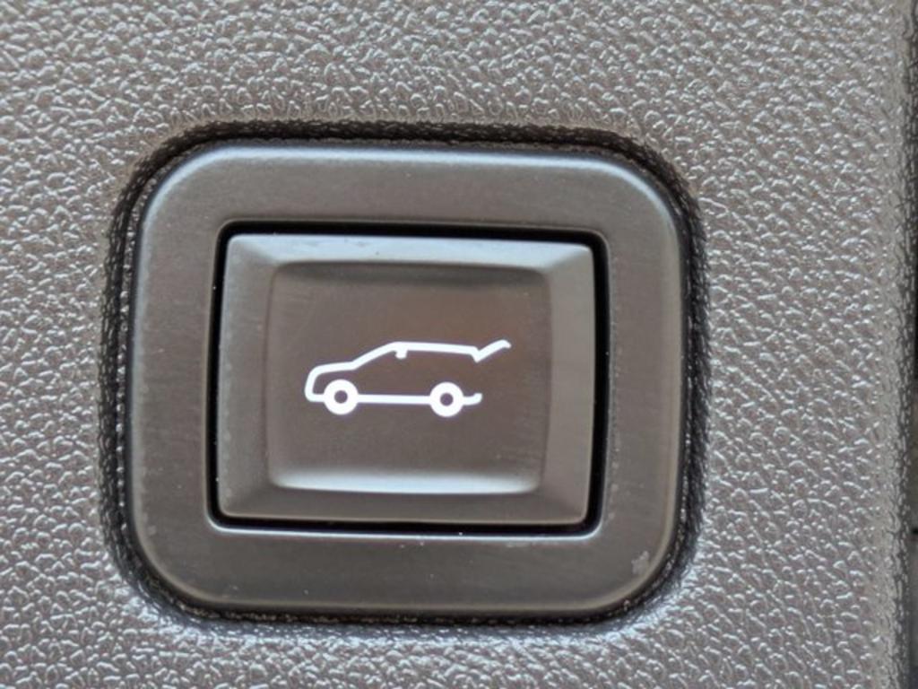 2020 Chevrolet Equinox - $16,900