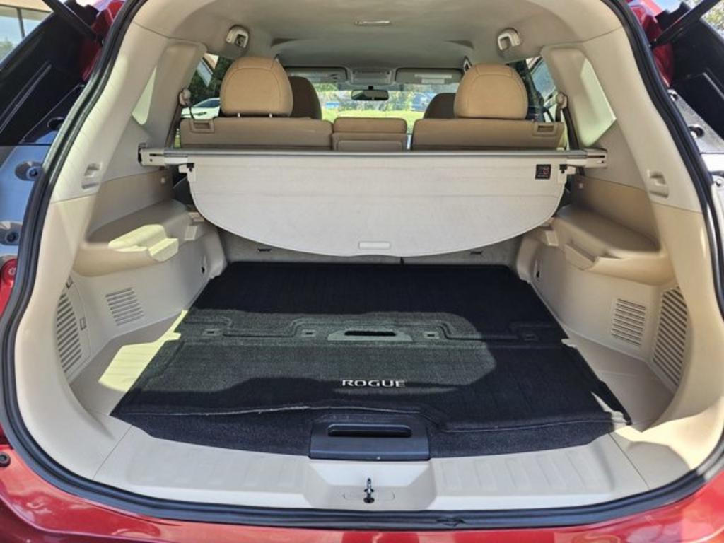 2016 Nissan Rogue - $13,700