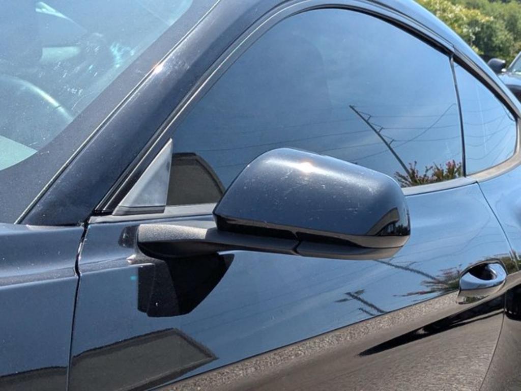 2019 Ford Mustang - $27,900