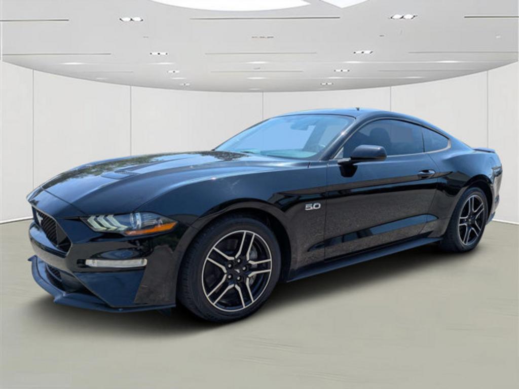2019 Ford Mustang - $27,900