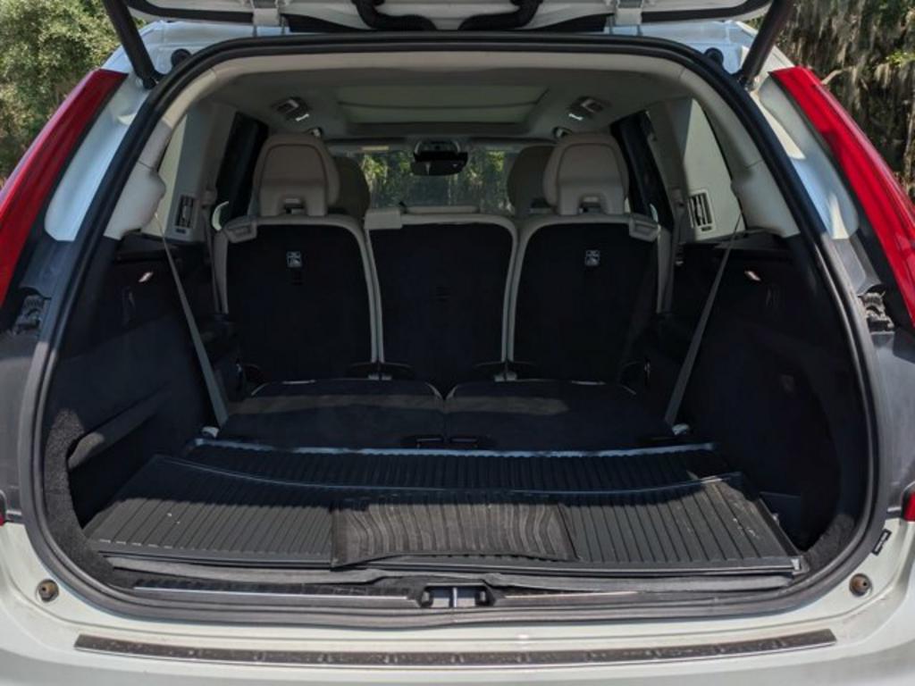 2020 Volvo XC90 - $22,900