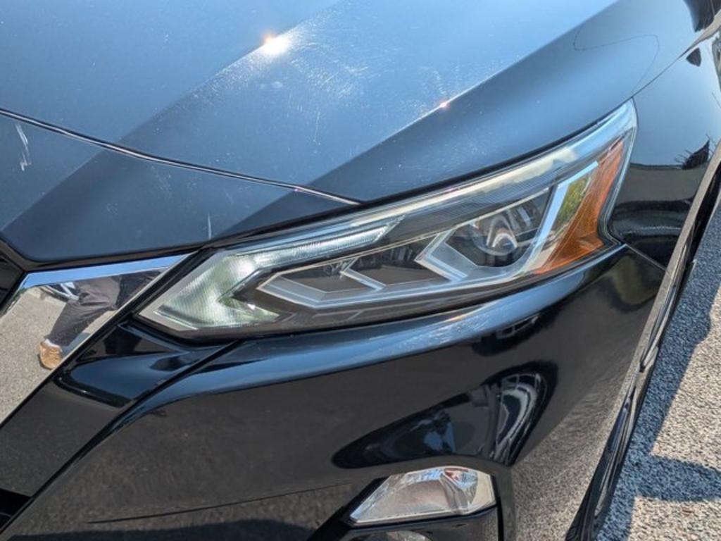 2020 Nissan Altima - $17,900