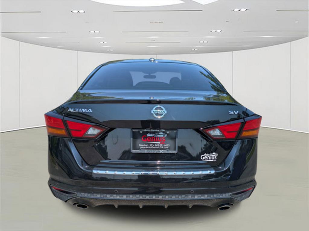 2020 Nissan Altima - $17,900