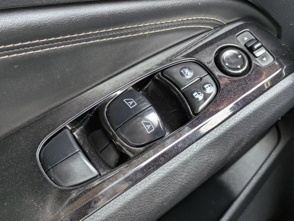 2020 Nissan Altima - $17,900