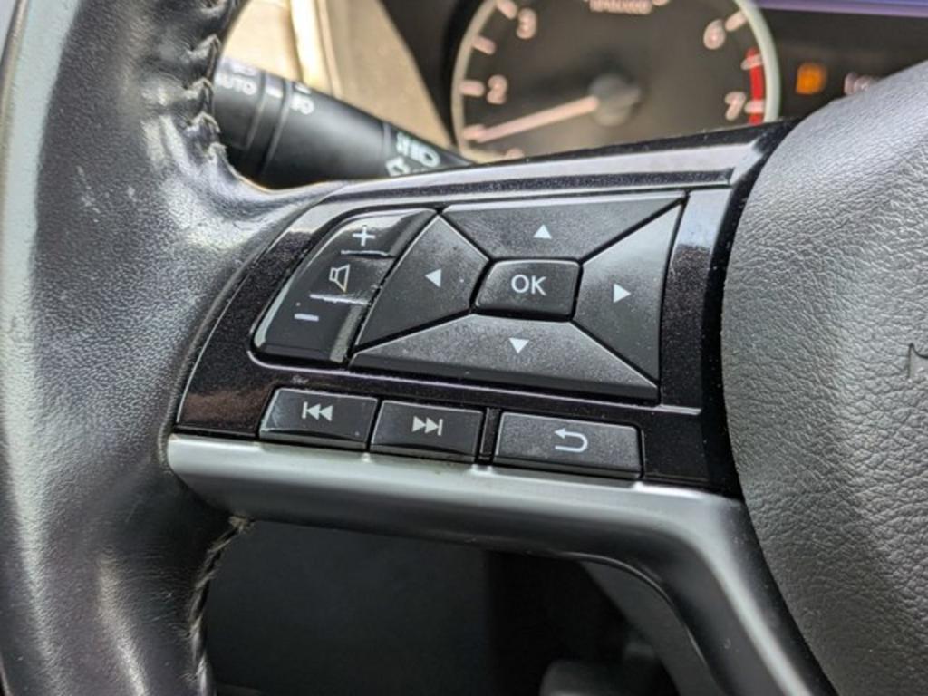 2020 Nissan Altima - $17,900