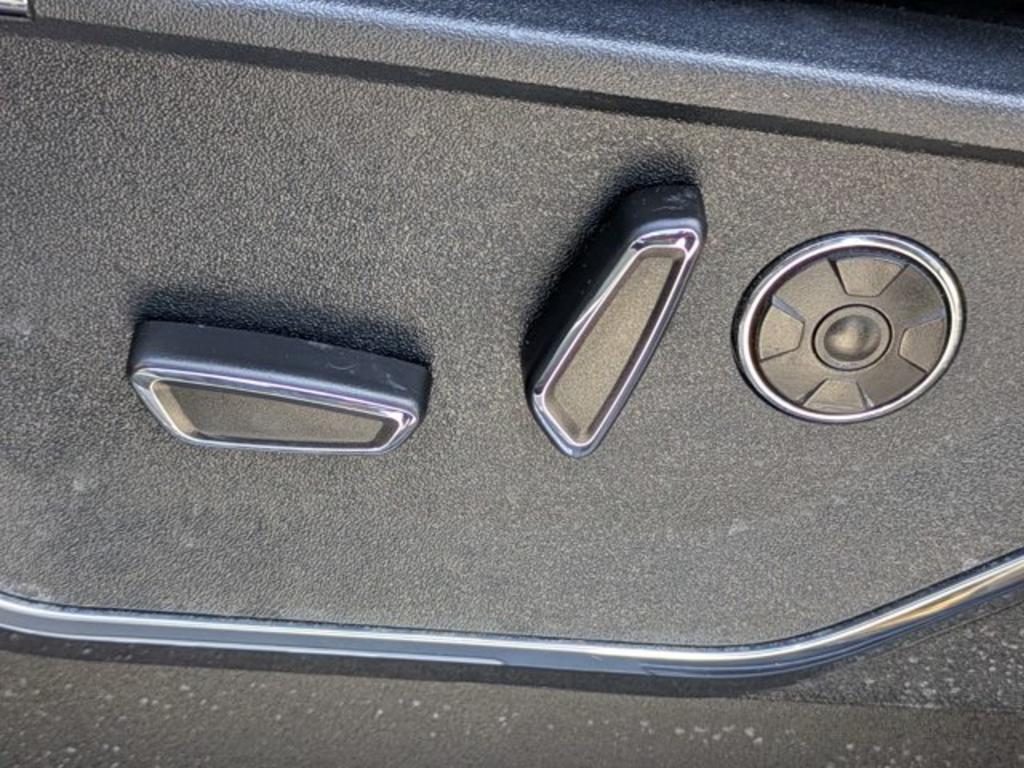 2021 Ford F-150 - $33,900