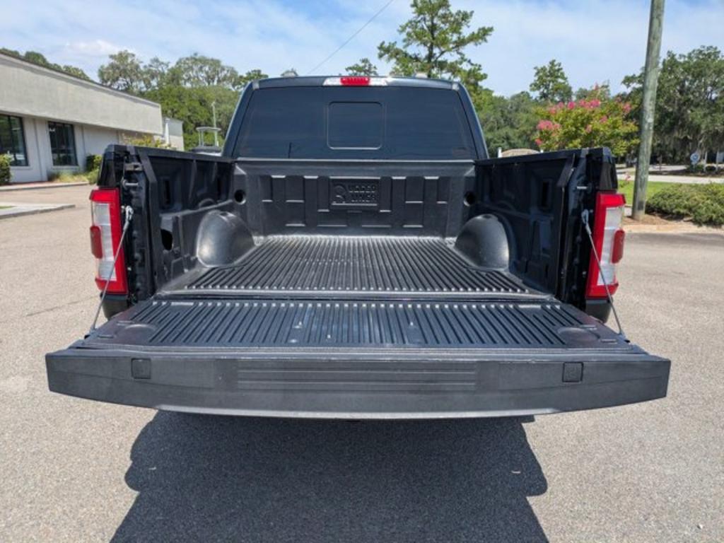 2021 Ford F-150 - $33,900