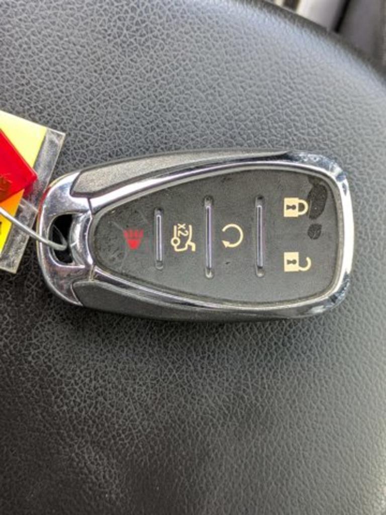 2021 Chevrolet Malibu - $18,900