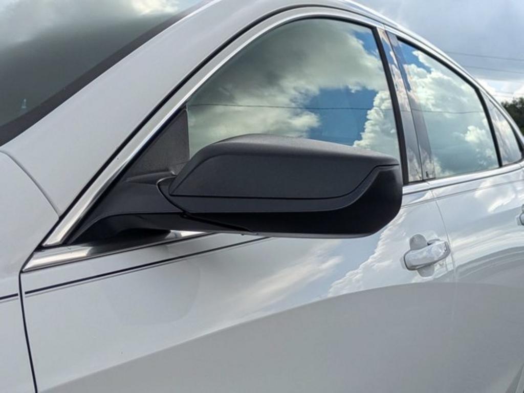 2021 Chevrolet Malibu - $18,900