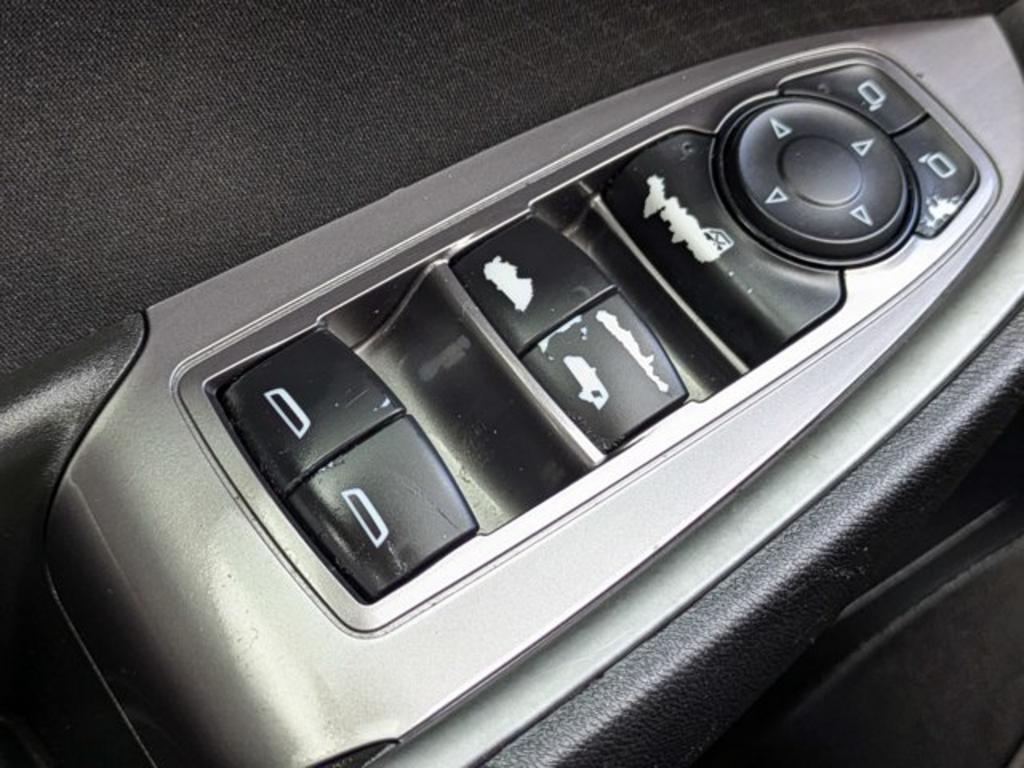 2021 Chevrolet Malibu - $18,900