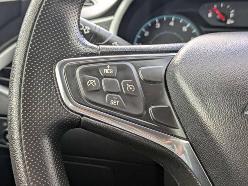 2021 Chevrolet Malibu - $18,900