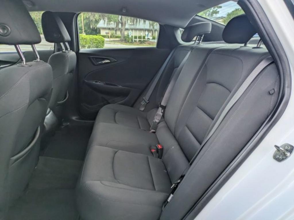 2021 Chevrolet Malibu - $18,900
