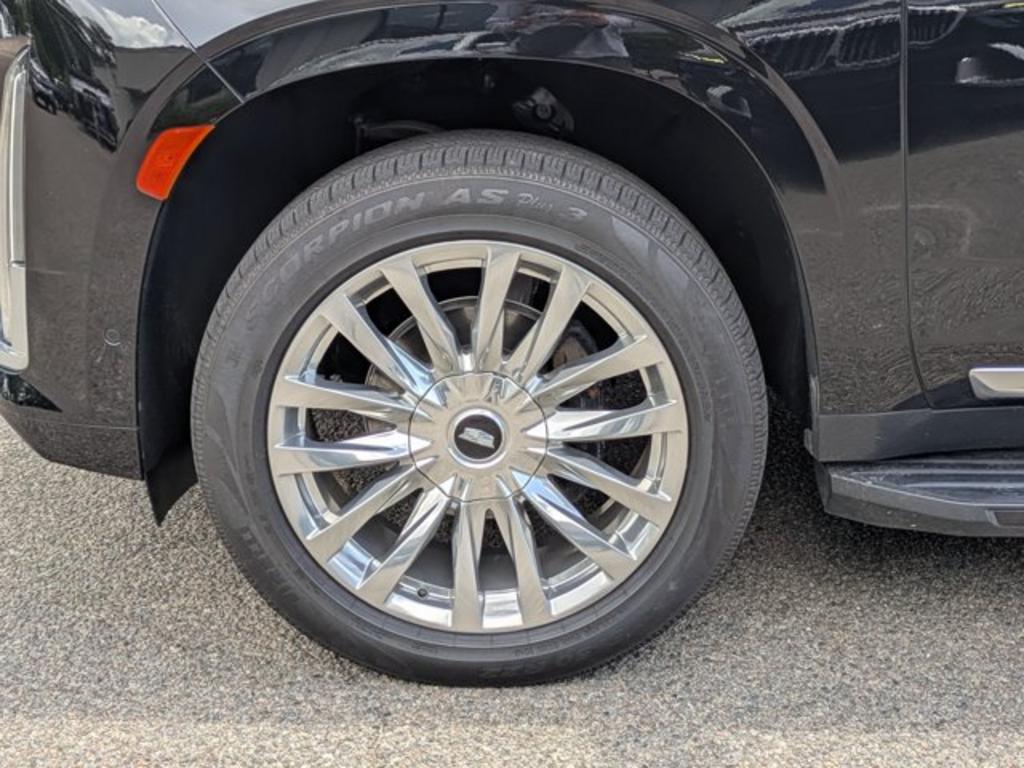 2022 Cadillac Escalade - $60,700