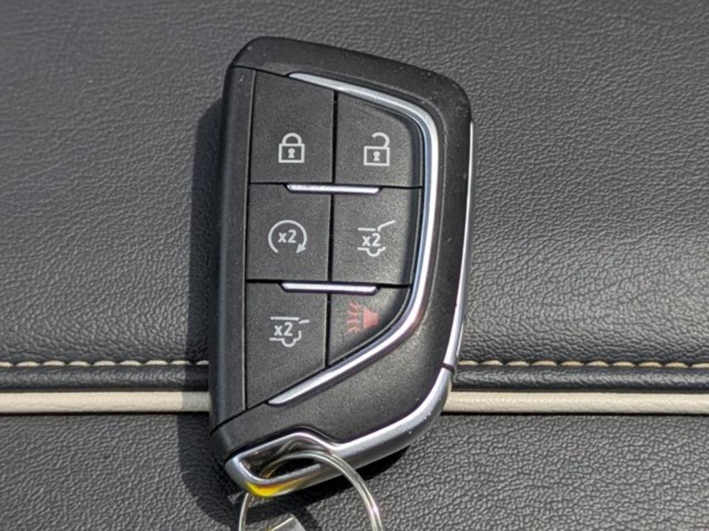 2022 Cadillac Escalade - $60,700