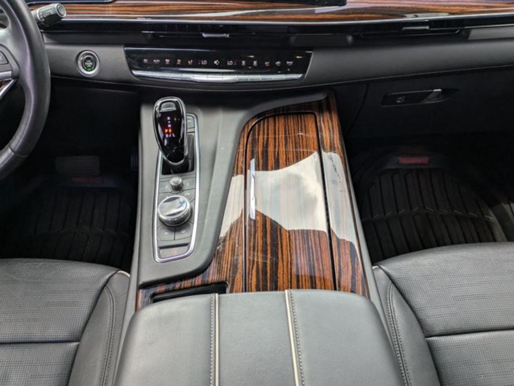 2022 Cadillac Escalade - $60,700
