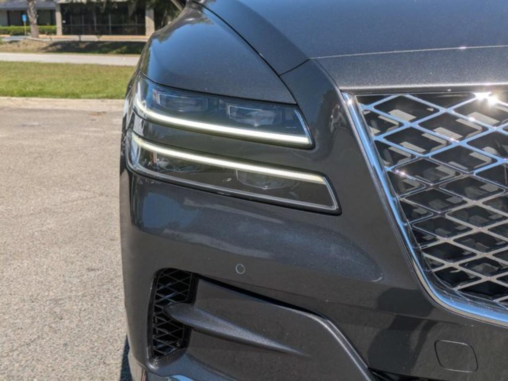 2022 Genesis GV80 - $37,900