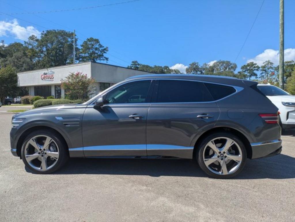 2022 Genesis GV80 - $37,900