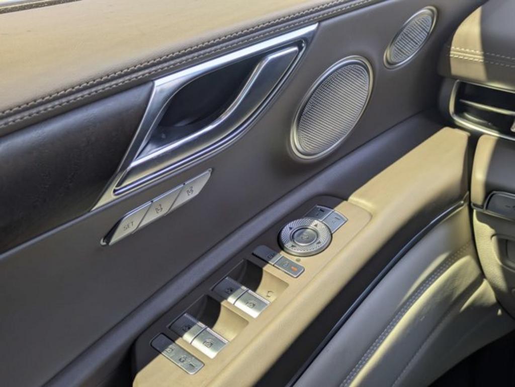2022 Genesis GV80 - $37,900