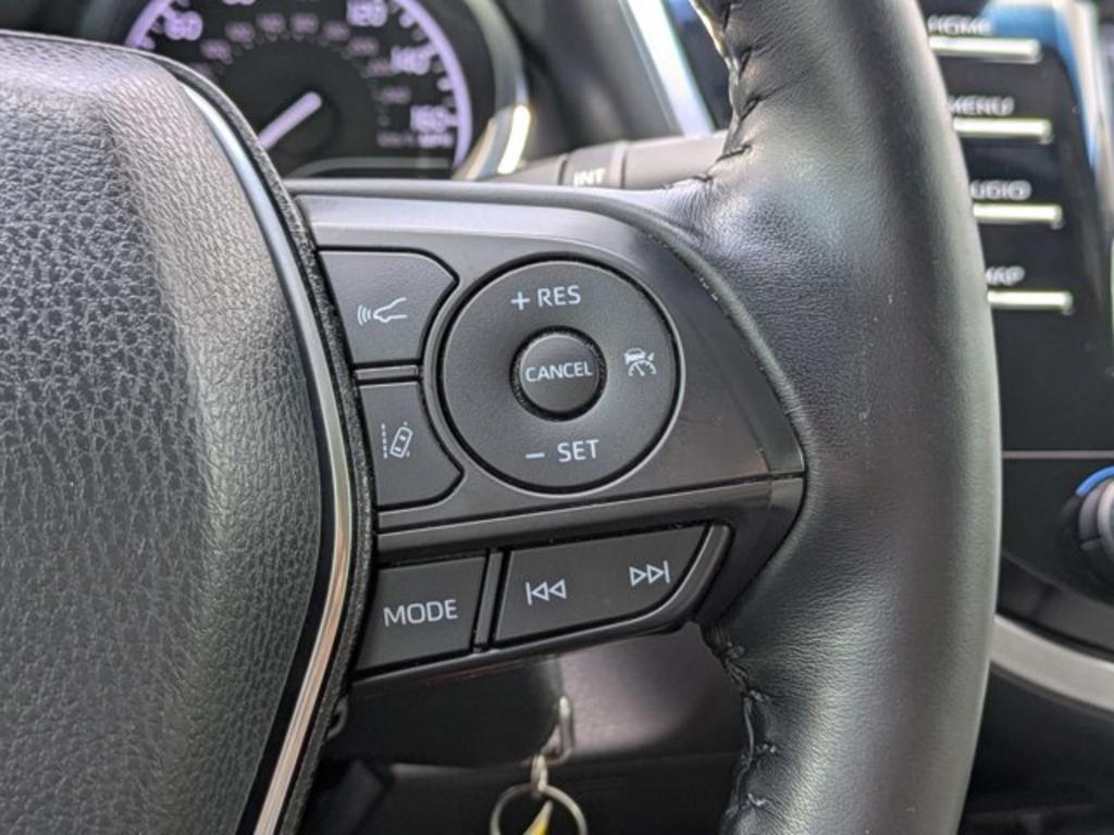 2020 Toyota Camry - $22,900