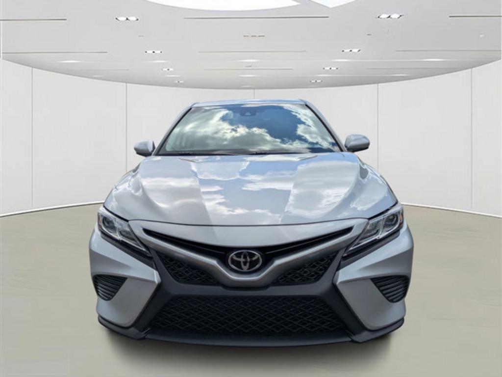 2020 Toyota Camry - $22,900