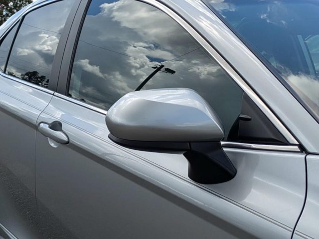 2020 Toyota Camry - $22,900