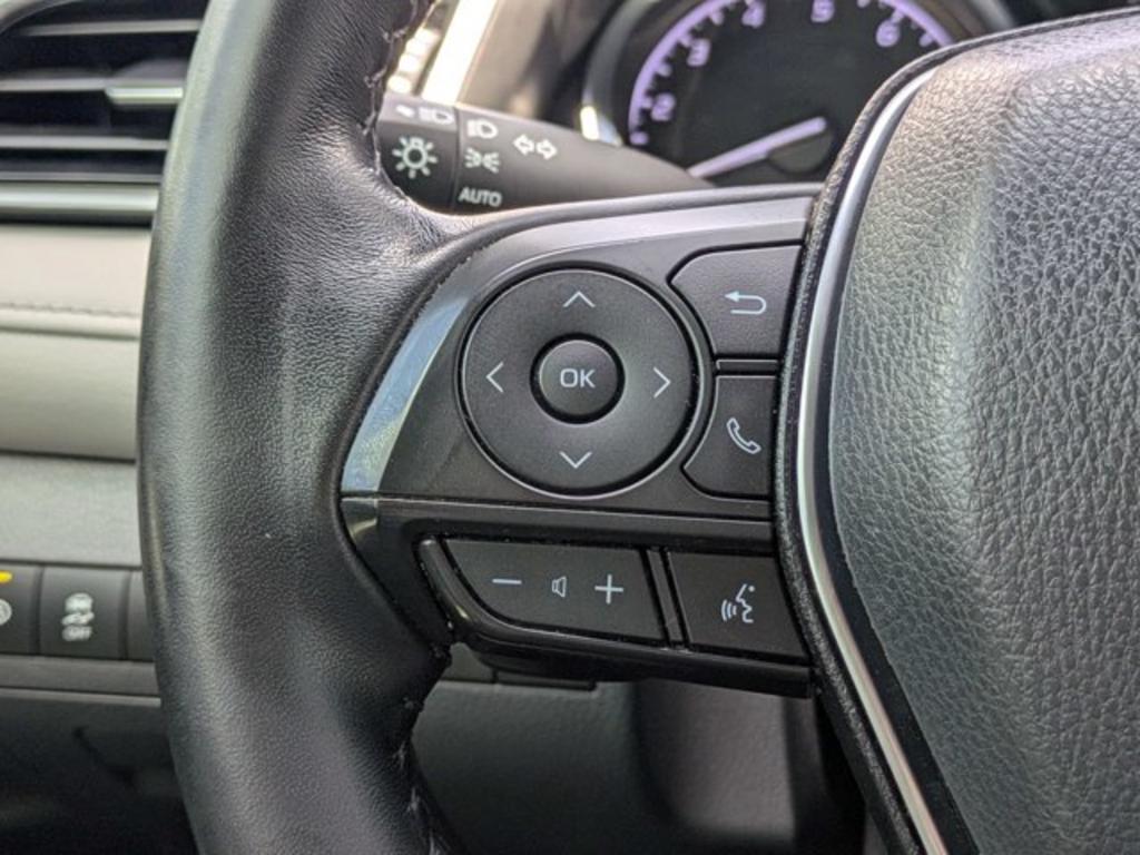 2020 Toyota Camry - $22,900