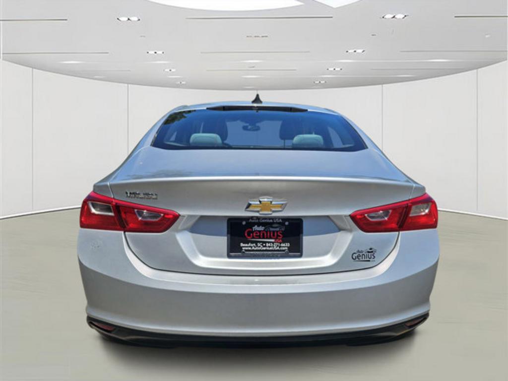 2018 Chevrolet Malibu - $14,900