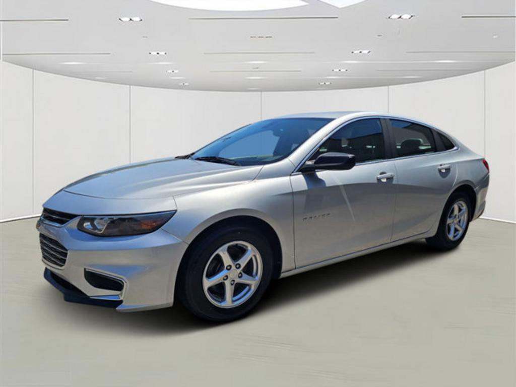 2018 Chevrolet Malibu - $14,900