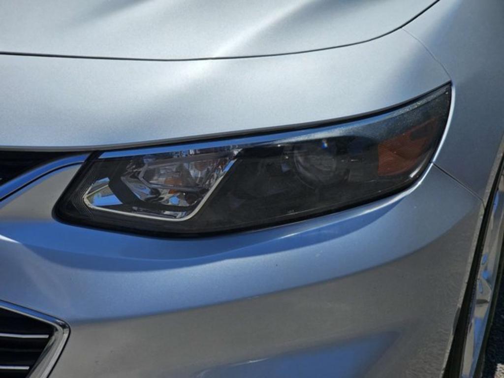 2018 Chevrolet Malibu - $14,900