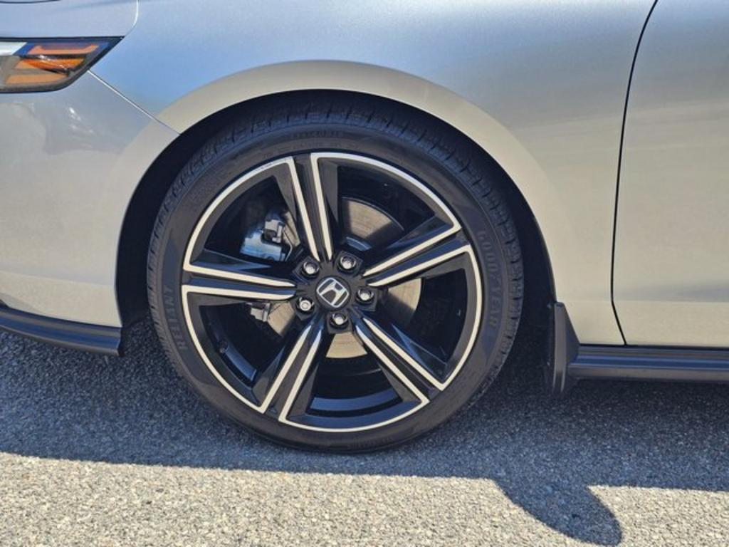 2024 Honda Accord - $30,900
