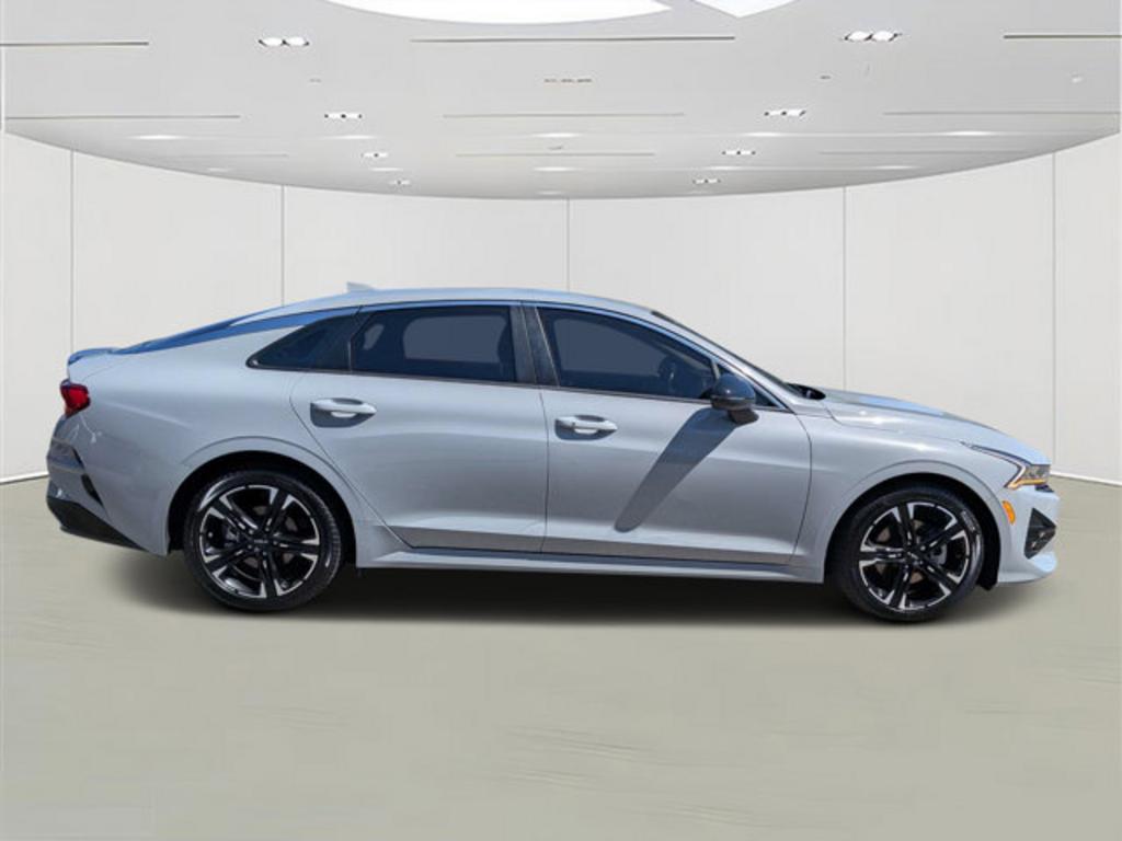 2023 Kia K5 - $26,900